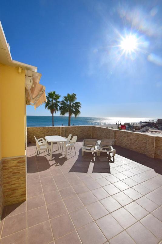 Carihuela 1ª Linea De Playa Lägenhet Torremolinos Exteriör bild