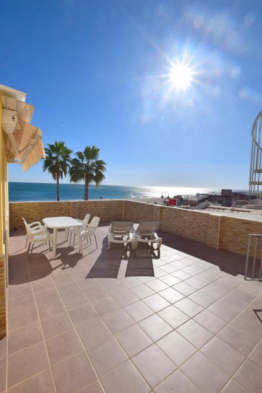 Carihuela 1ª Linea De Playa Lägenhet Torremolinos Exteriör bild
