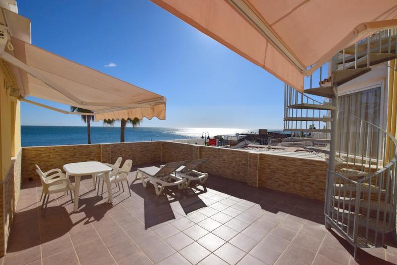 Carihuela 1ª Linea De Playa Lägenhet Torremolinos Exteriör bild
