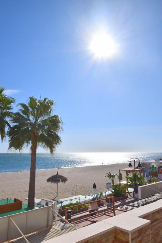 Carihuela 1ª Linea De Playa Lägenhet Torremolinos Exteriör bild