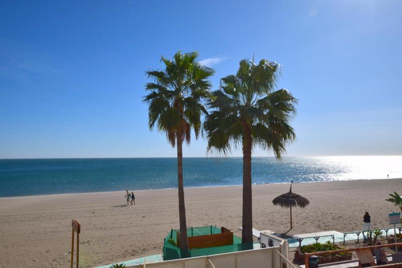 Carihuela 1ª Linea De Playa Lägenhet Torremolinos Exteriör bild